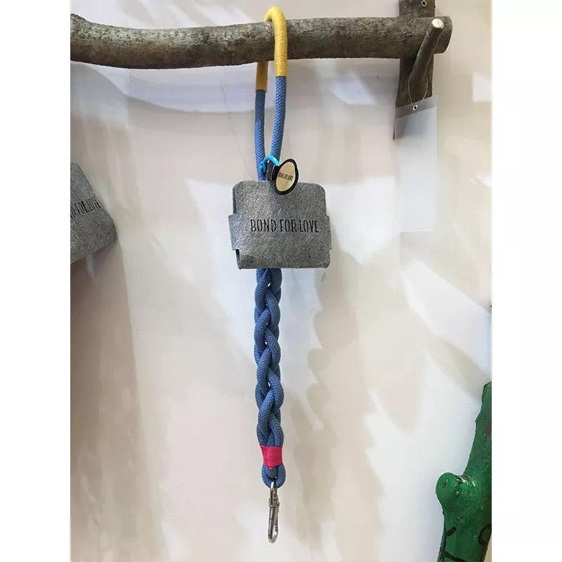 Companion Short Leash - Paws Discovery