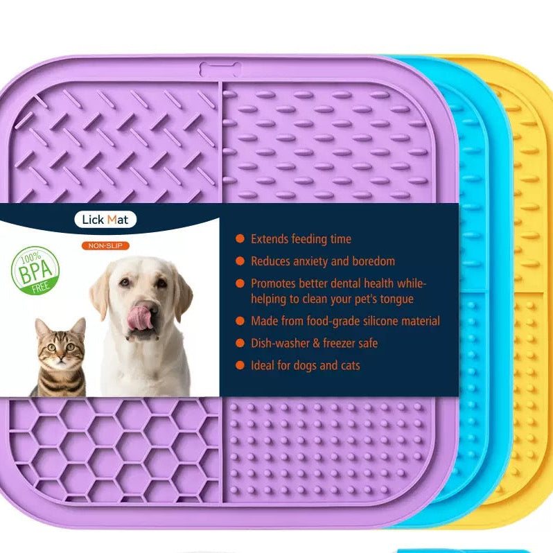 Pet Silicone Licking Mat Split Design