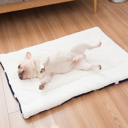 Soft Flannel Thickened Dog Kennel Mat Blanket - Paws Discovery 